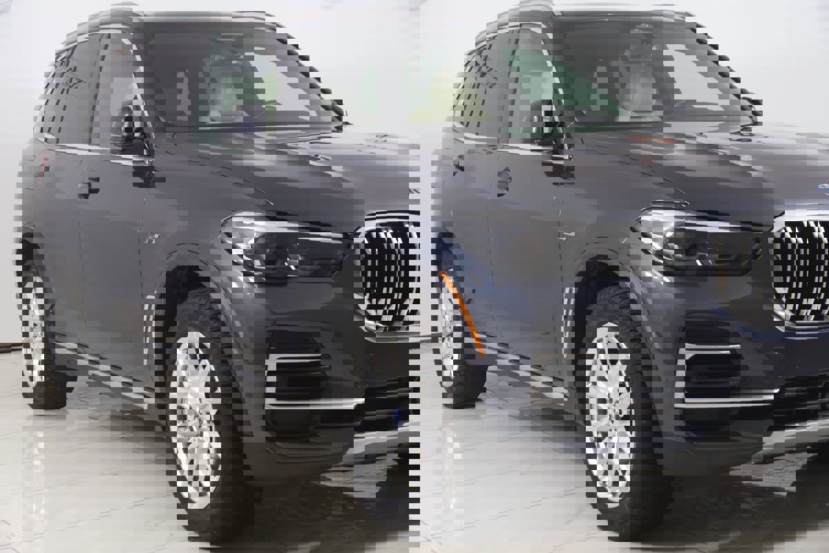 Used 2022 BMW X5 xDrive45e AWD/4WD image 49