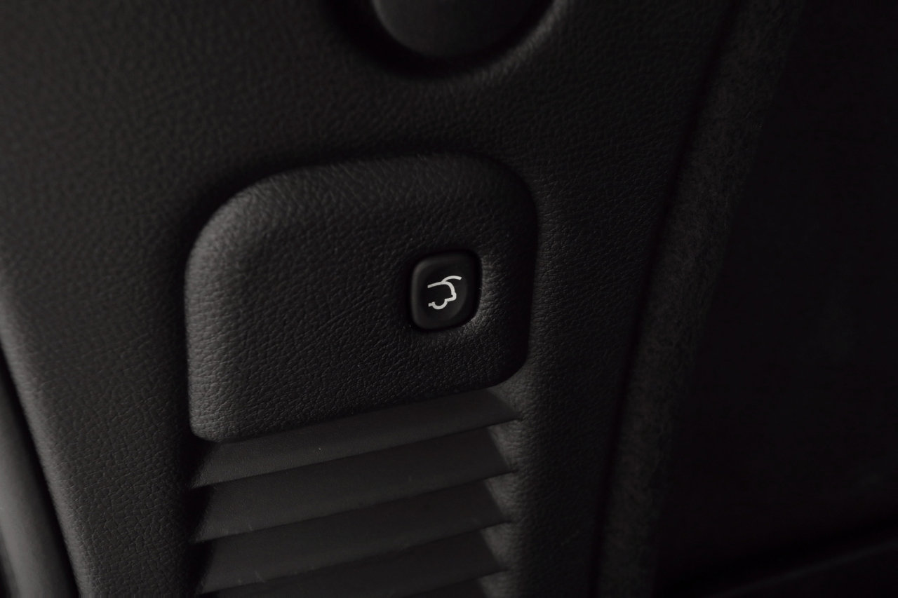 Used 2021 Dodge Durango R/T w/ Blacktop Package image 32