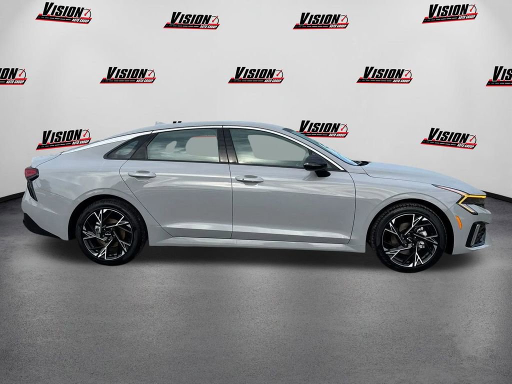 New 2025 Kia K5 GT-Line image 4