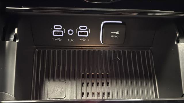 New 2026 Jeep Grand Cherokee Altitude AWD/4WD image 30