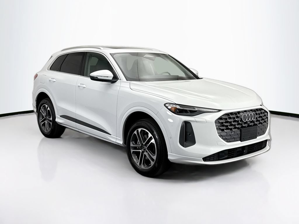 Certified 2025 Audi Q5 Premium w/ Premium Plus AWD/4WD image 3