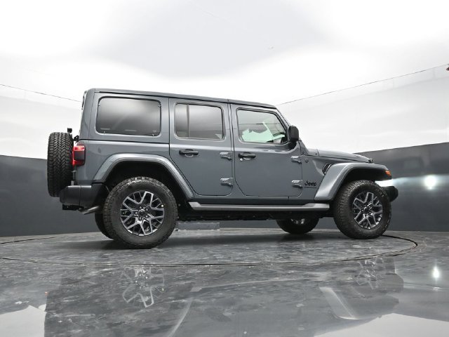 New 2026 Jeep Wrangler Unlimited Sahara AWD/4WD image 58