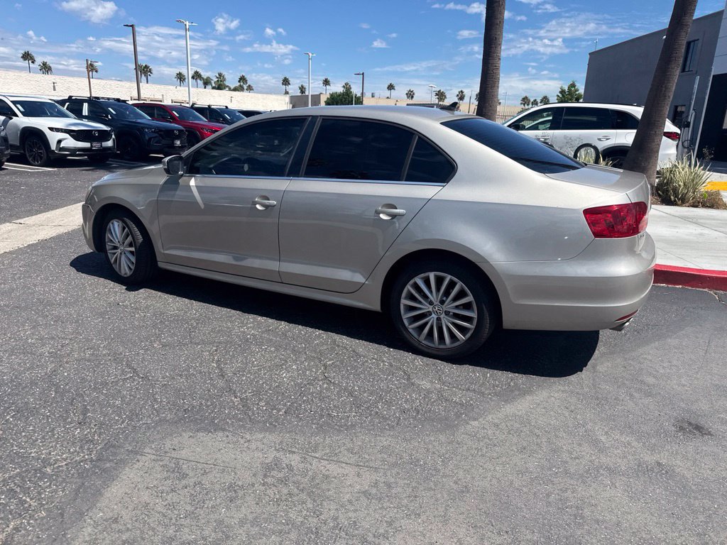 Used 2013 Volkswagen Jetta SEL FWD image 12