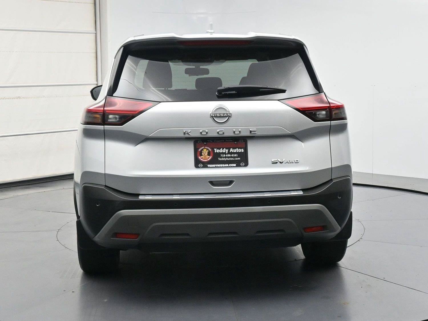 Used 2023 Nissan Rogue SV AWD/4WD image 25