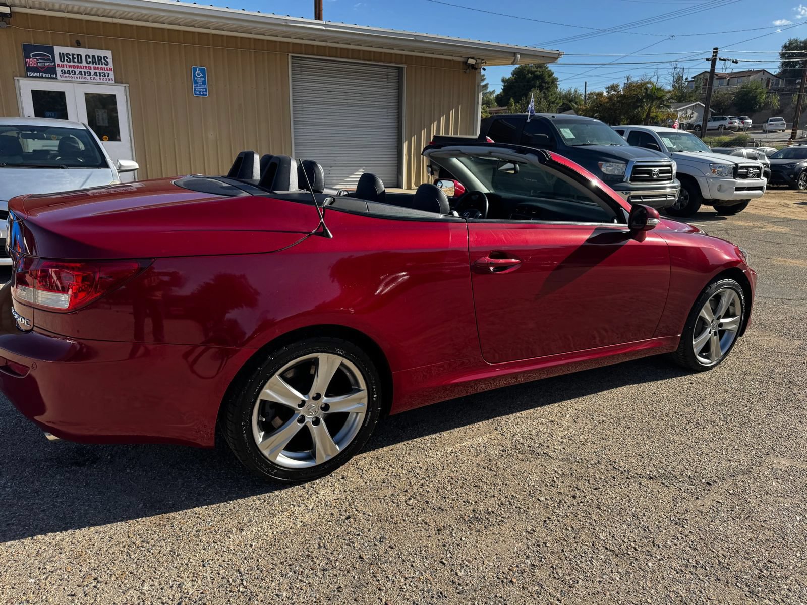Used 2012 Lexus IS 350C w/ Luxury Pkg RWD image 19