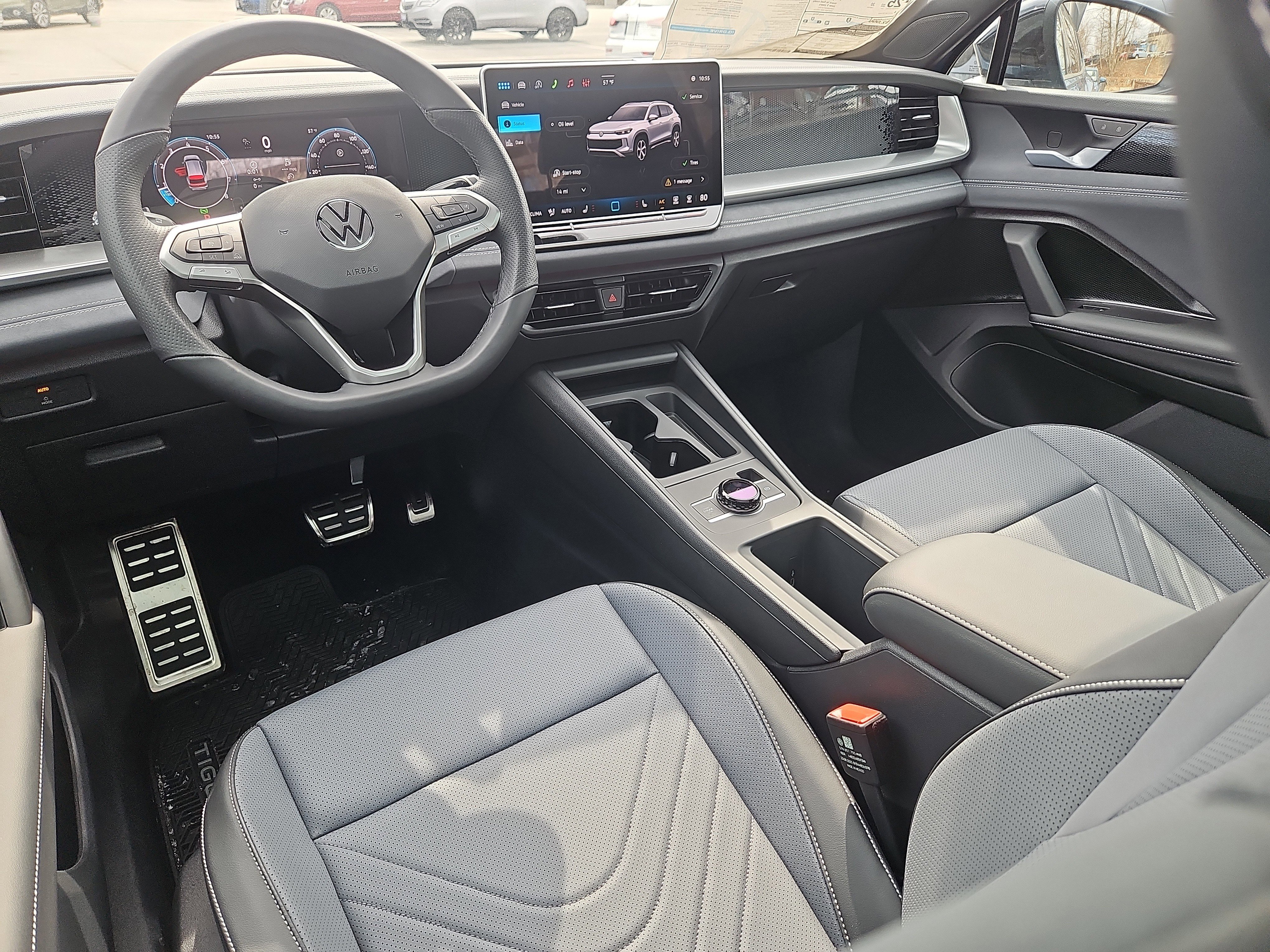 New 2026 Volkswagen Tiguan SE R-Line image 5