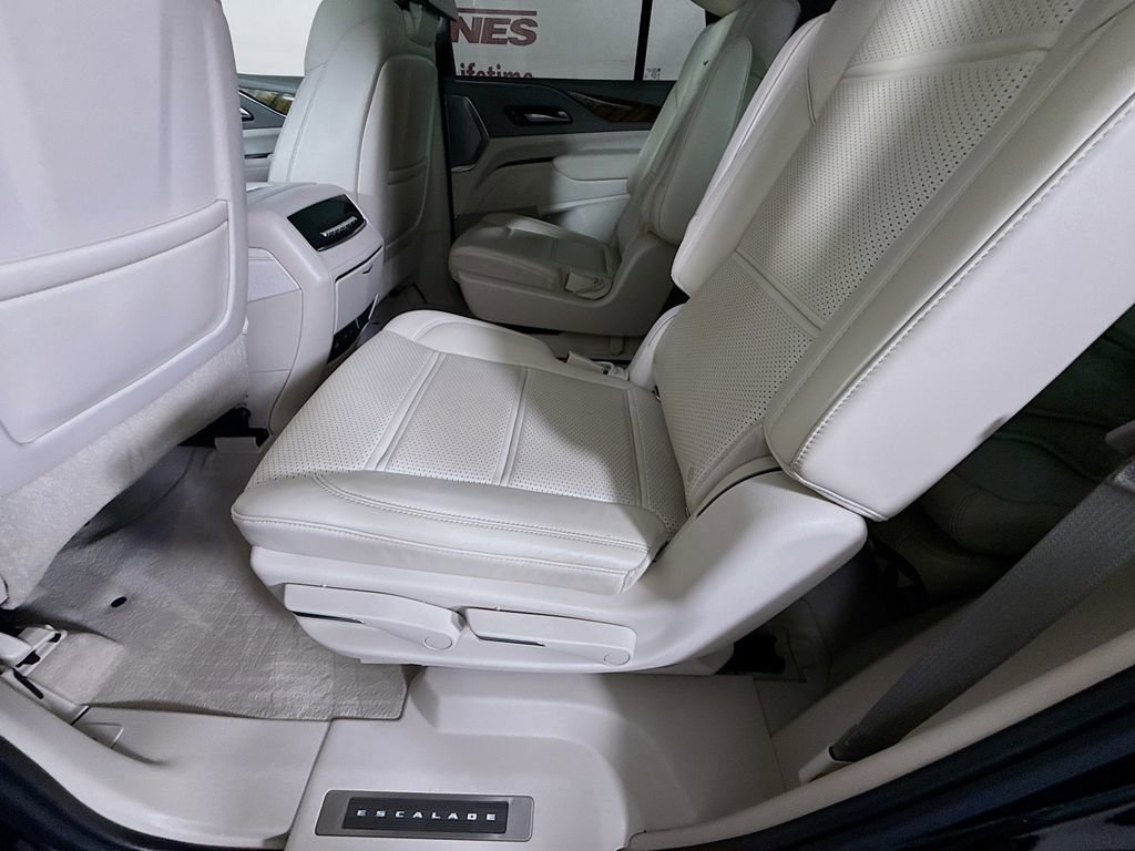 Used 2021 Cadillac Escalade Premium Luxury Platinum image 30