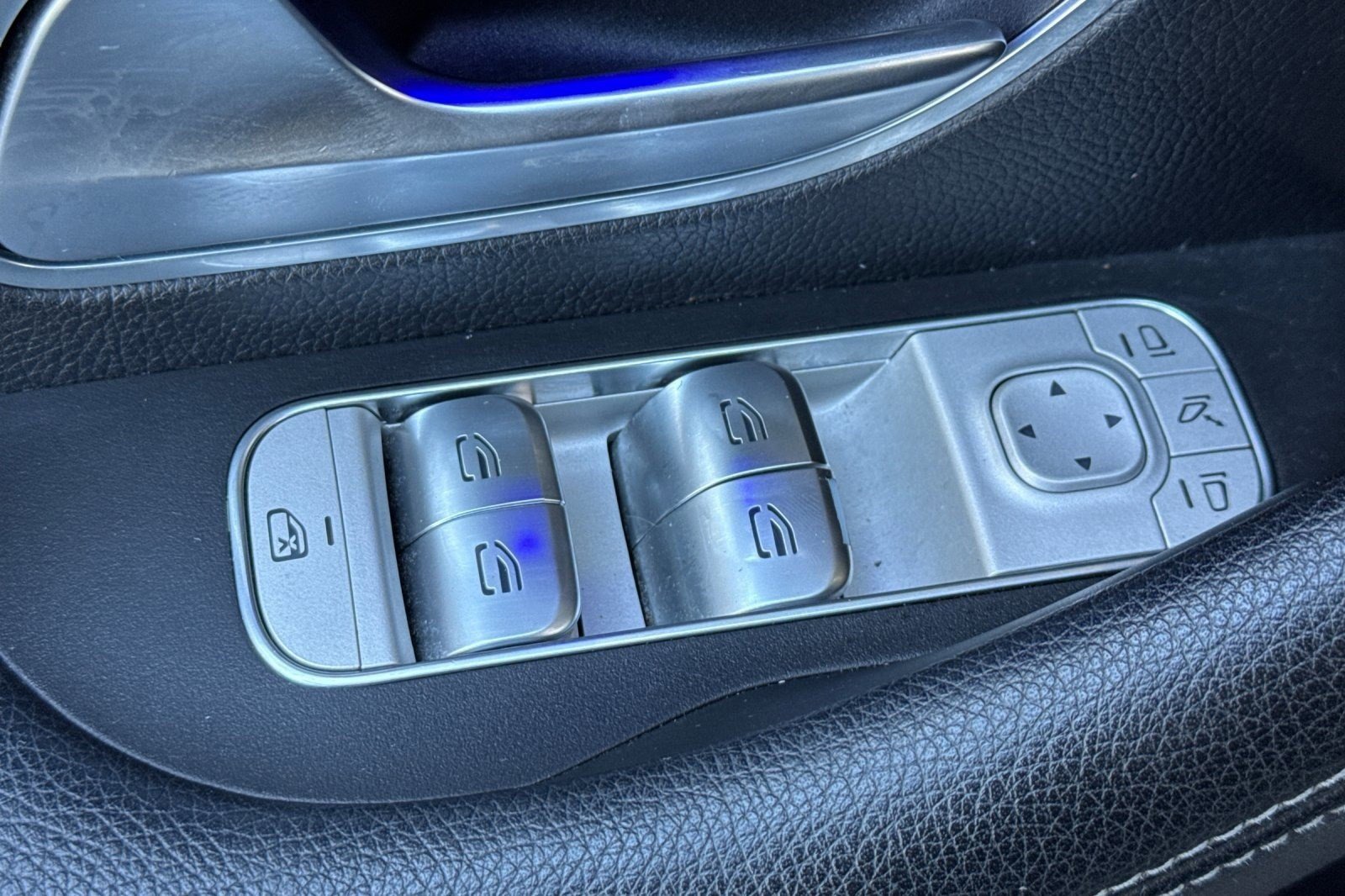 Certified 2022 Mercedes-Benz GLE 350 4MATIC image 12