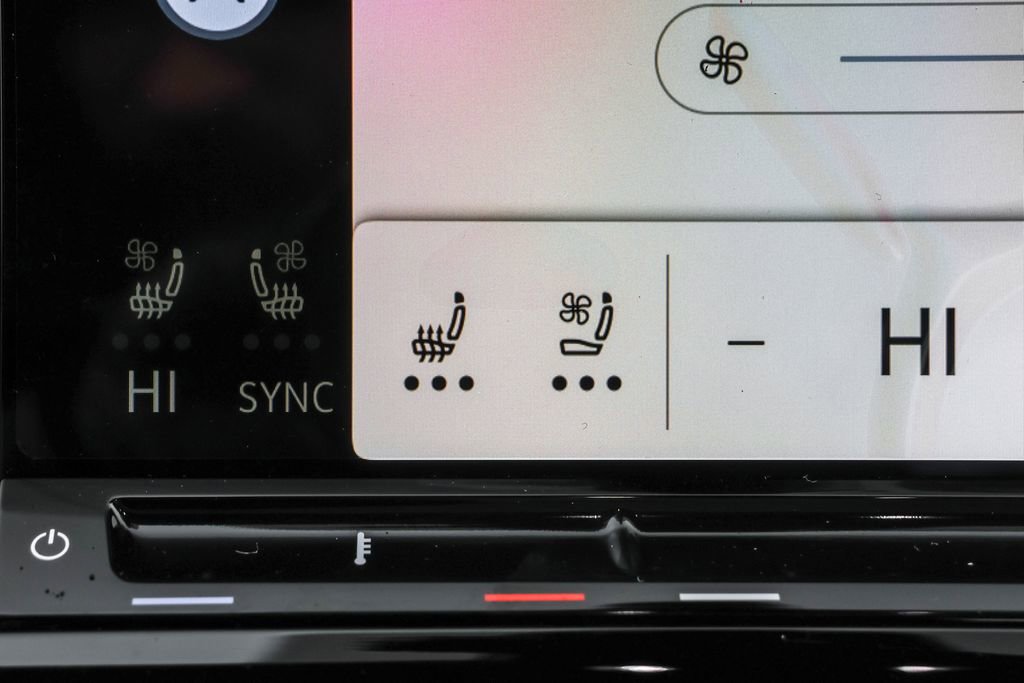 New 2026 Volkswagen Atlas SEL image 32