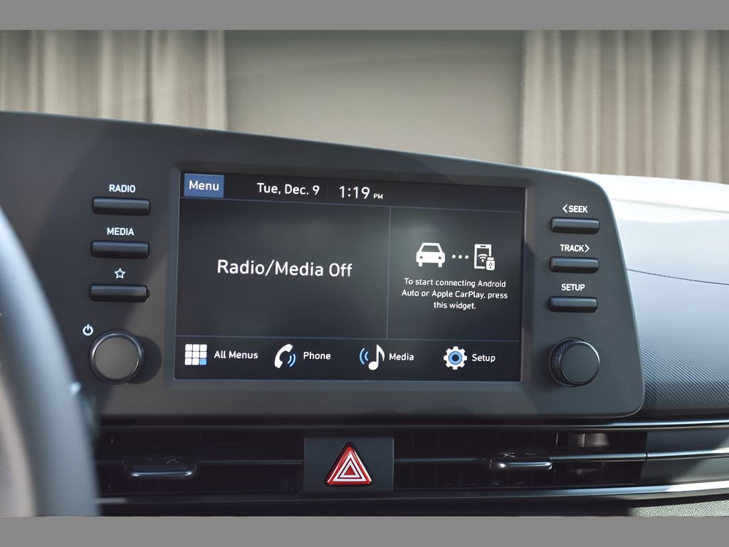 Used 2026 Hyundai Elantra Sport image 21