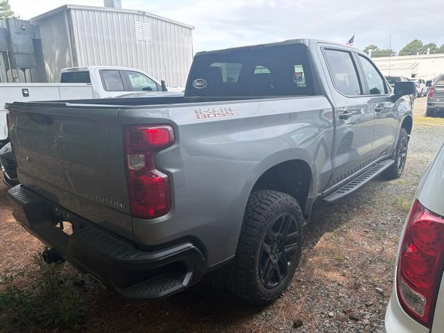 Used 2025 Chevrolet Silverado 1500 Custom Trail Boss AWD/4WD image 8