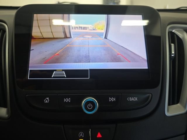 Used 2023 Chevrolet Malibu LT image 24