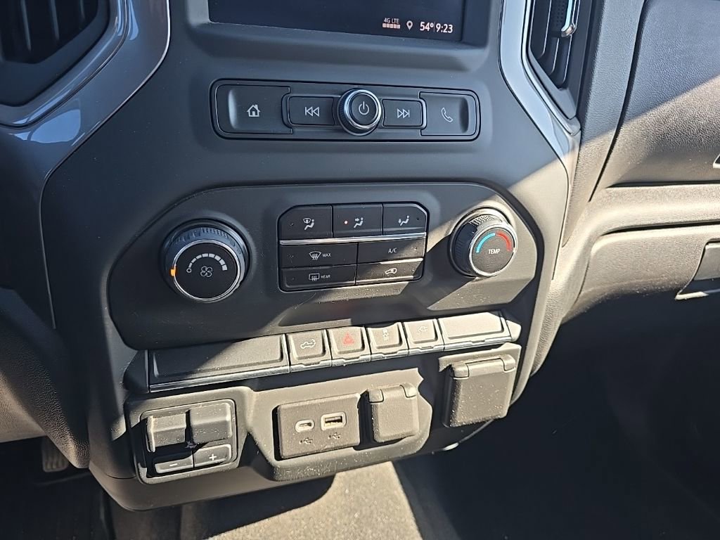 Used 2023 Chevrolet Silverado 2500 Custom w/ Custom Value Package AWD/4WD image 18