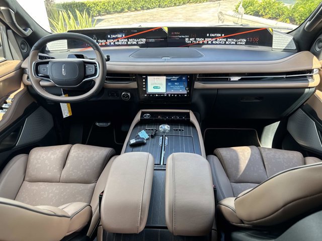 New 2025 Lincoln Navigator L Black Label image 24