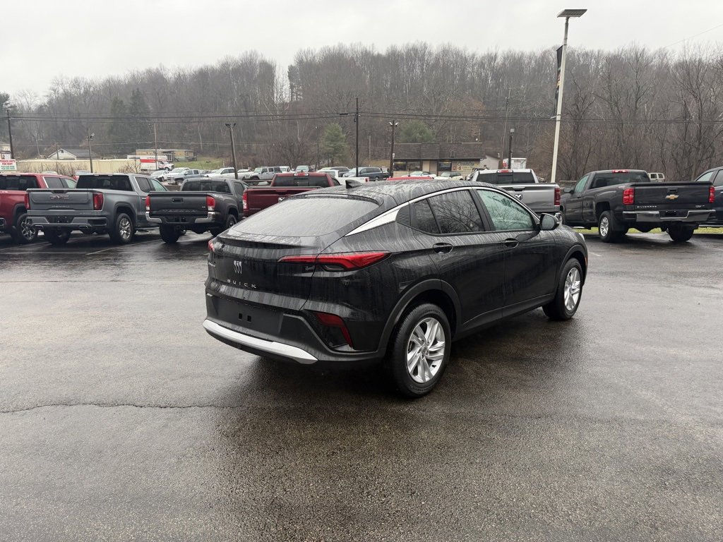 Used 2025 Buick Envista Preferred image 3