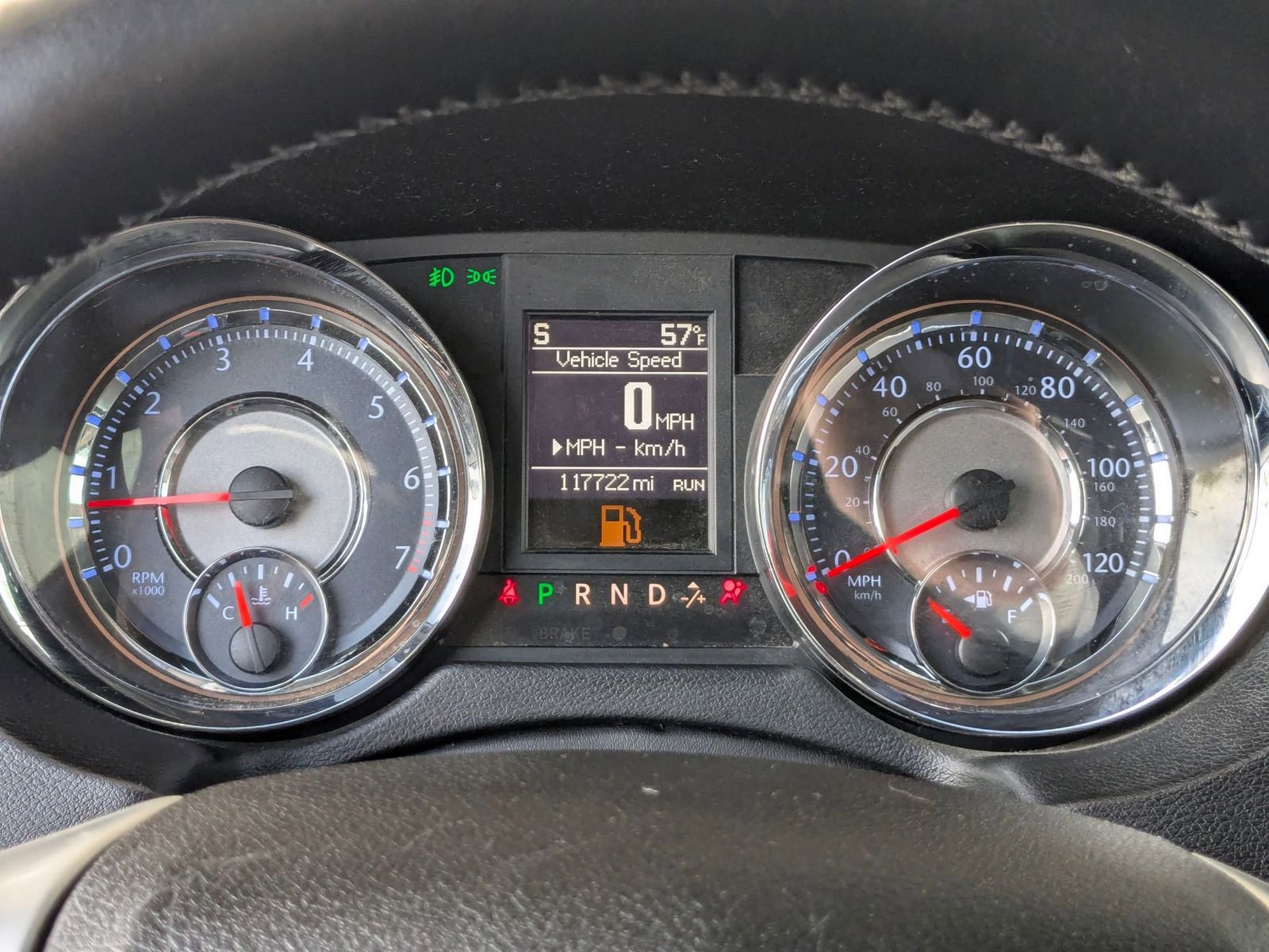 Used 2014 Chrysler Town & Country Touring-L w/ Driver Convenience Group FWD image 14