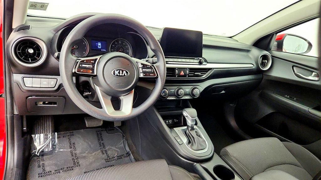 Used 2021 Kia Forte LXS FWD image 13