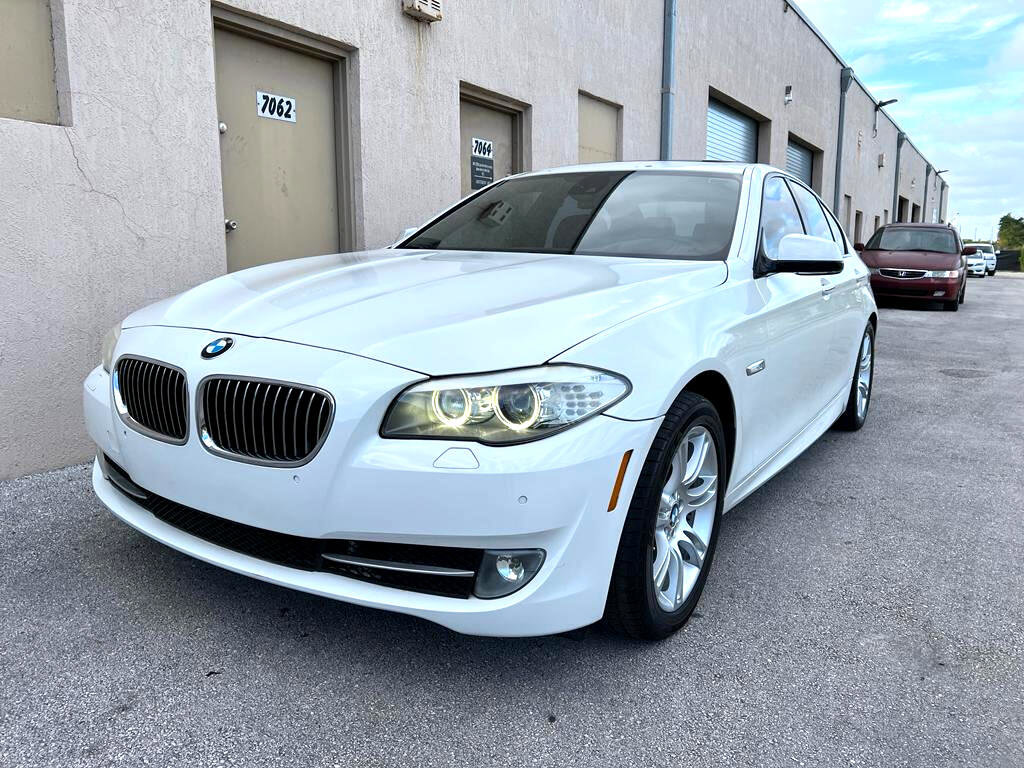 Used 2012 BMW 528i Sedan image 3