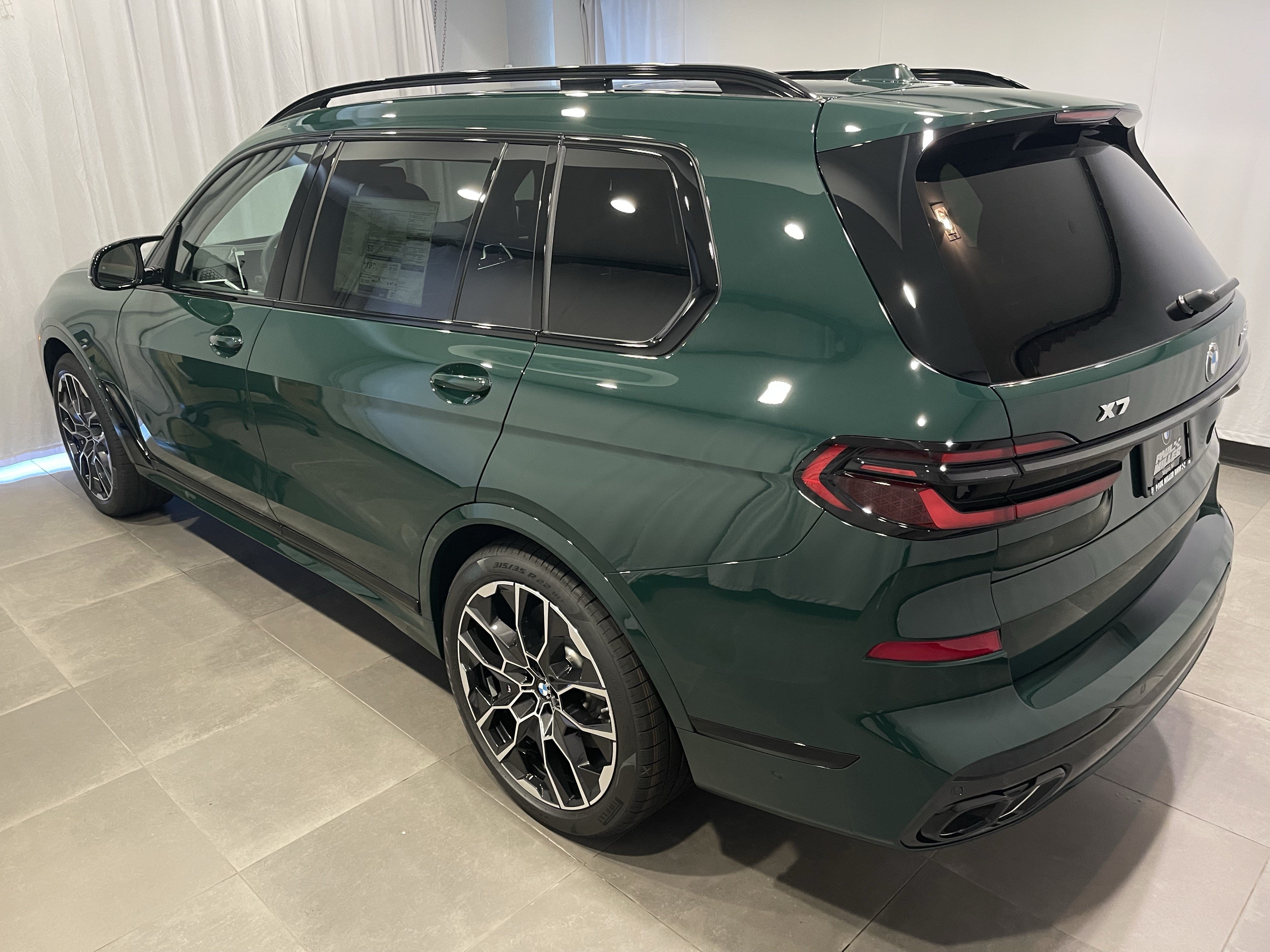 New 2027 BMW X7 M60i AWD/4WD image 4