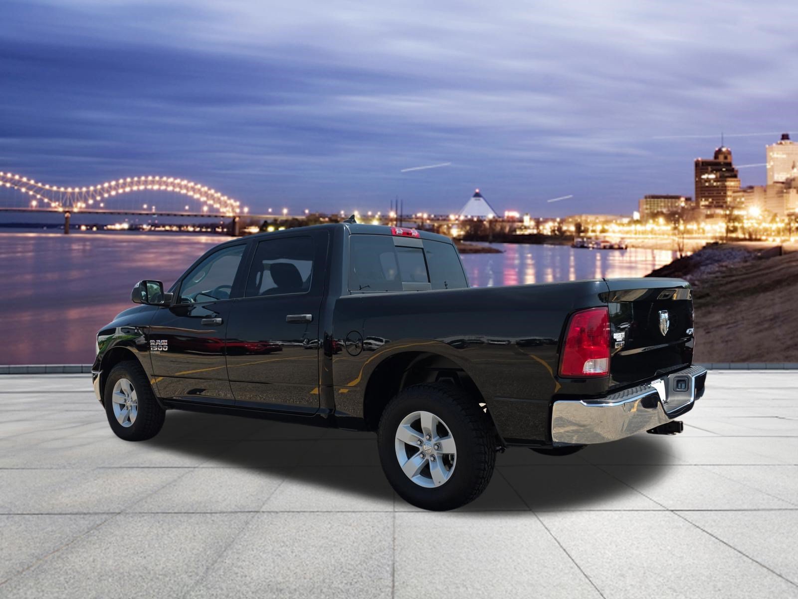 Used 2023 RAM 1500 Classic SLT w/ Trailer & Traction Group AWD/4WD image 3
