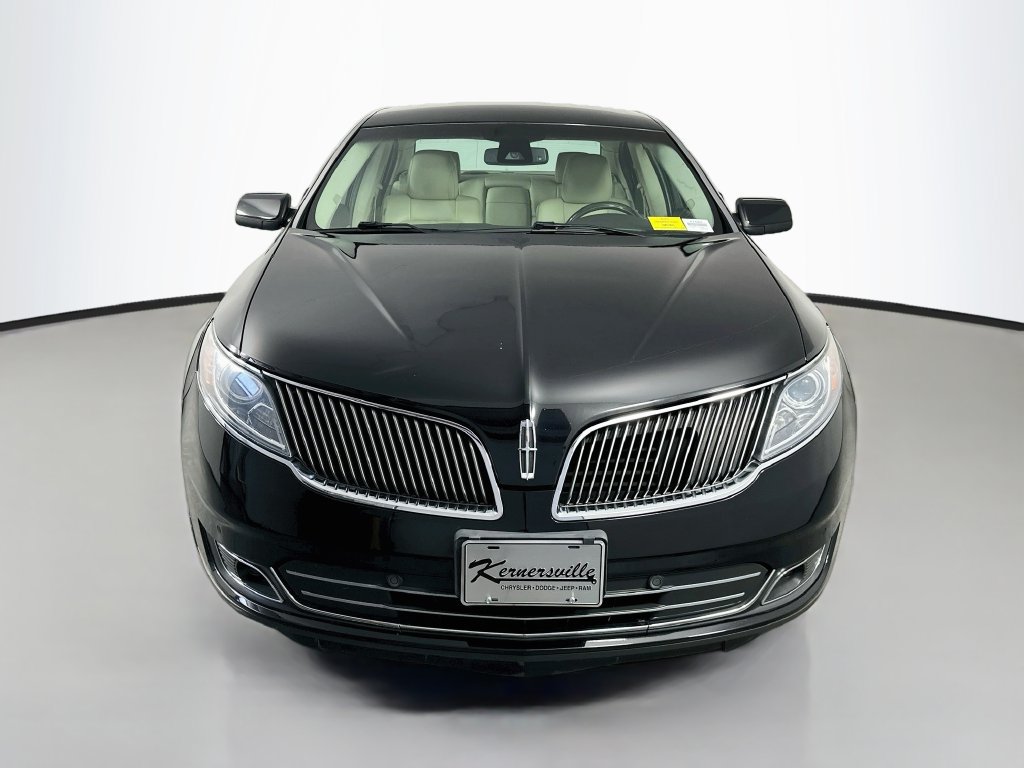 Used 2016 Lincoln MKS AWD image 2