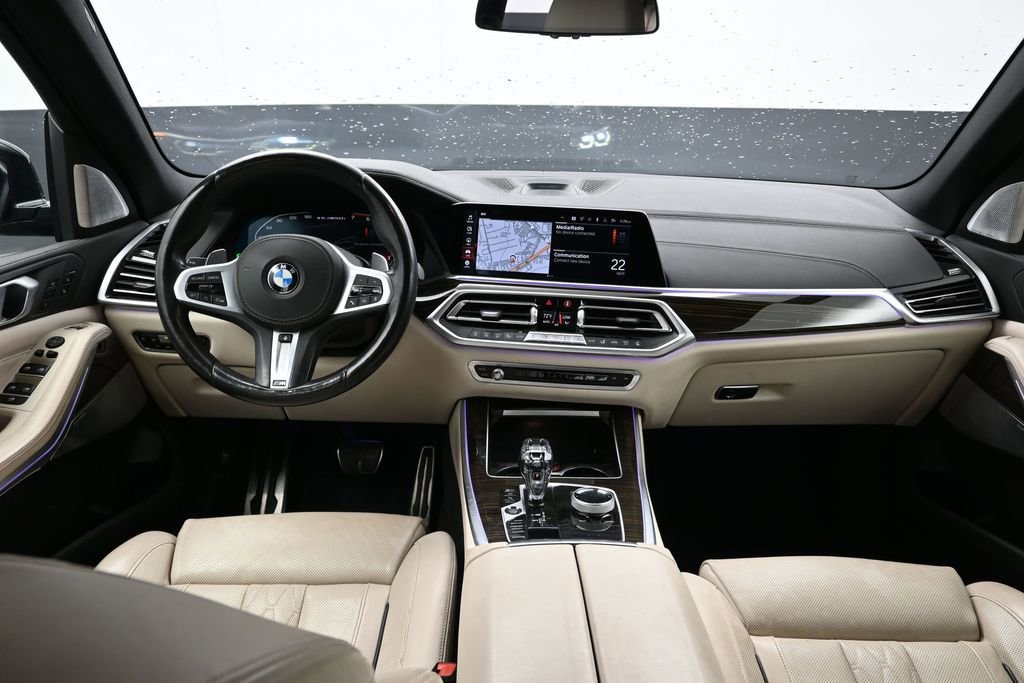 Used 2020 BMW X5 M50i w/ Executive Package AWD/4WD image 21