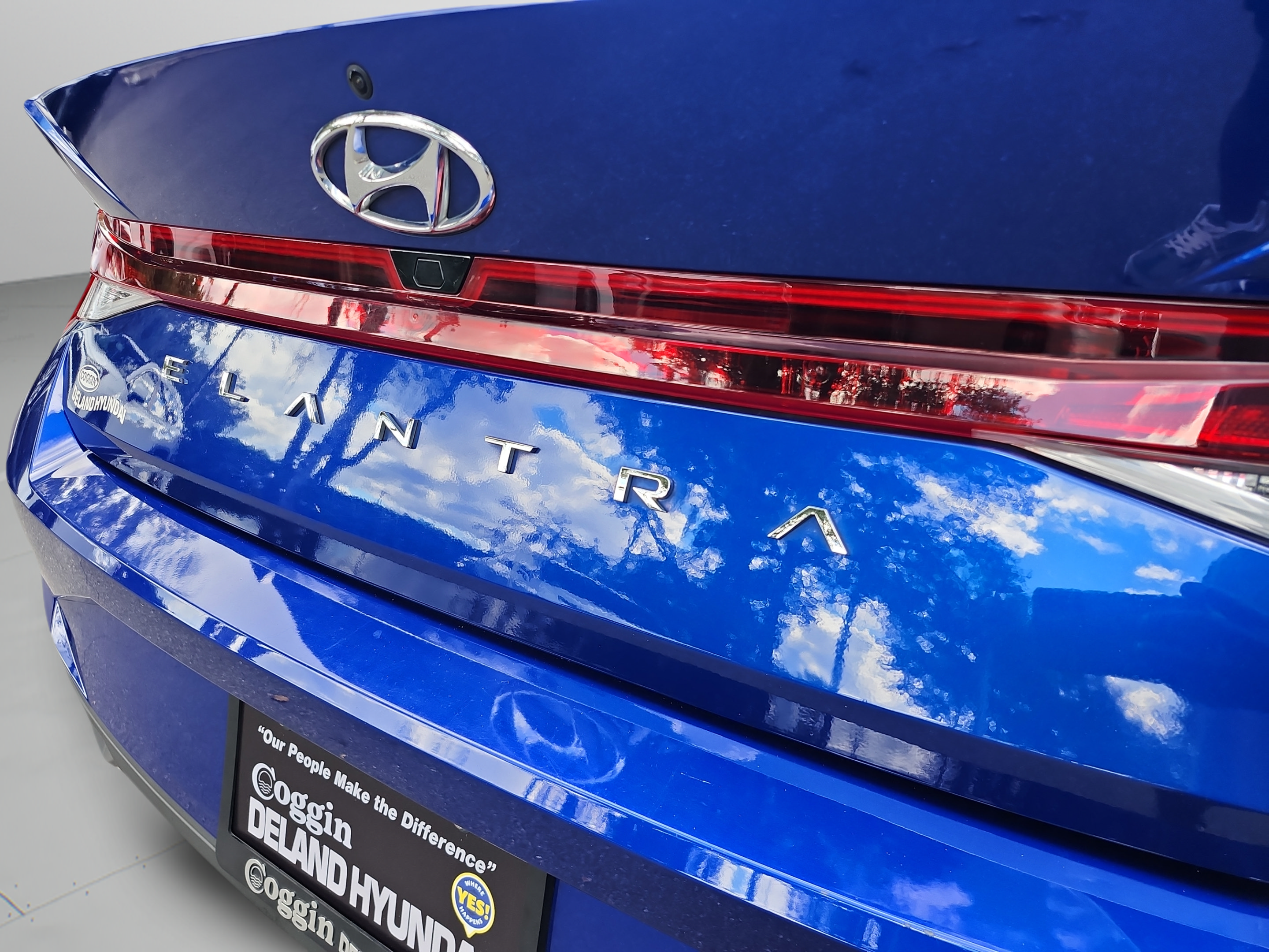 Used 2021 Hyundai Elantra SEL FWD image 29