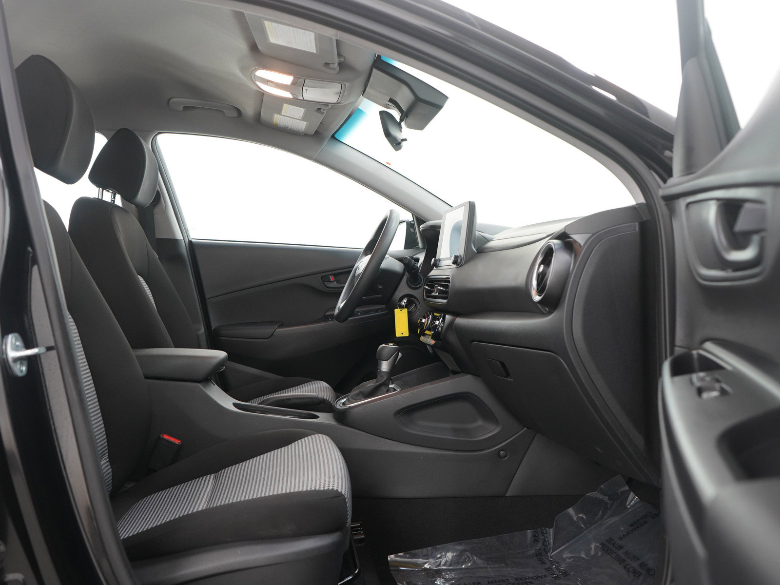 Used 2023 Hyundai Kona SE image 11