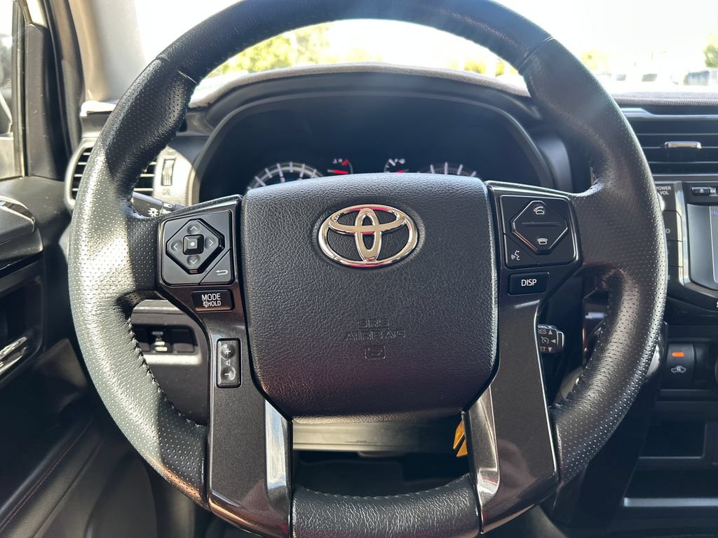 Certified 2019 Toyota 4Runner TRD Off-Road AWD/4WD image 18