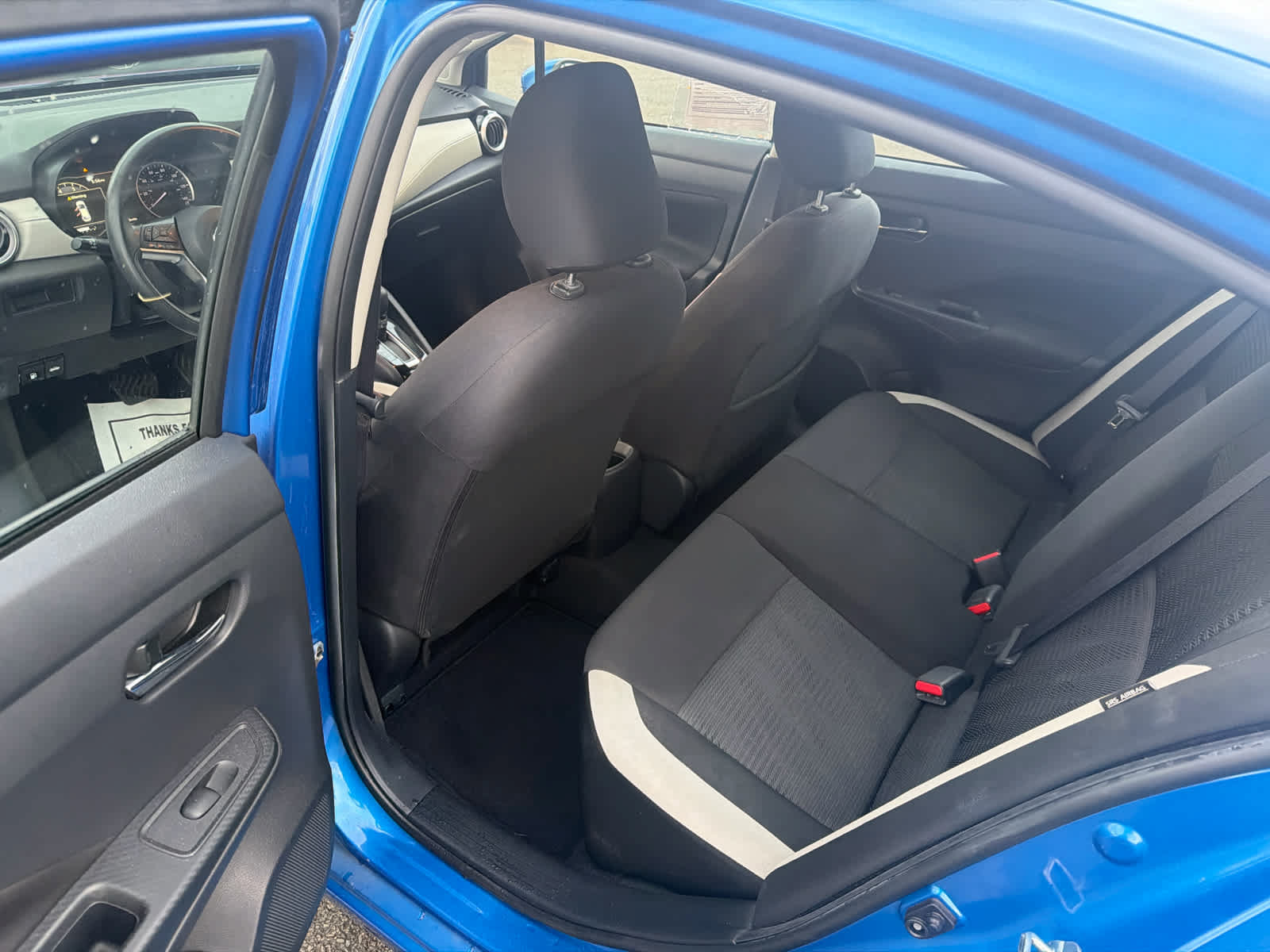 Certified 2021 Nissan Versa SV FWD image 9