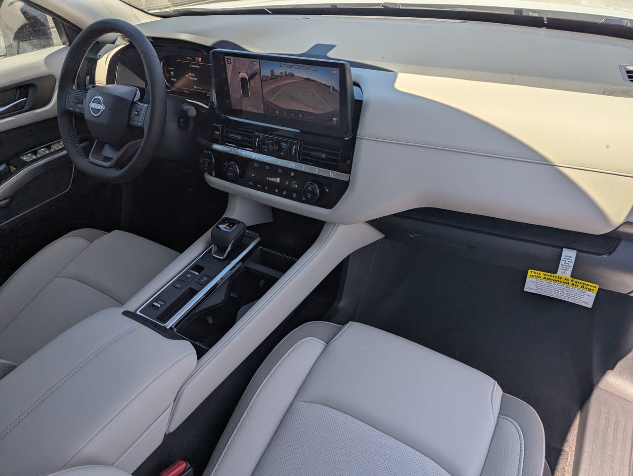 New 2026 Nissan Pathfinder SL FWD image 32