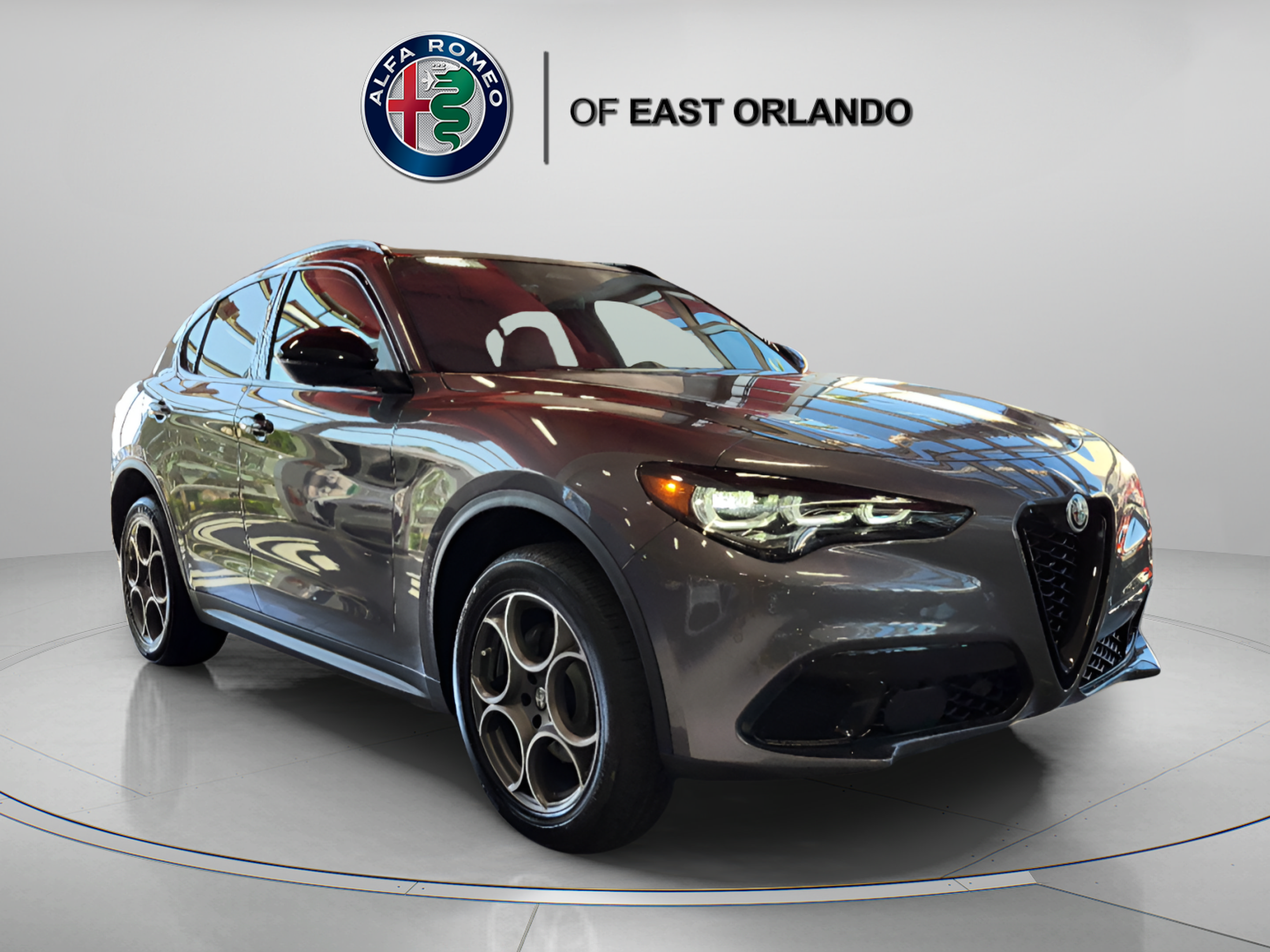 New 2025 Alfa Romeo Stelvio Sprint