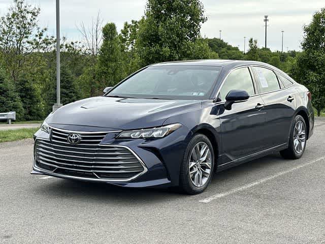 Used 2019 Toyota Avalon XLE w/ Moonroof Package