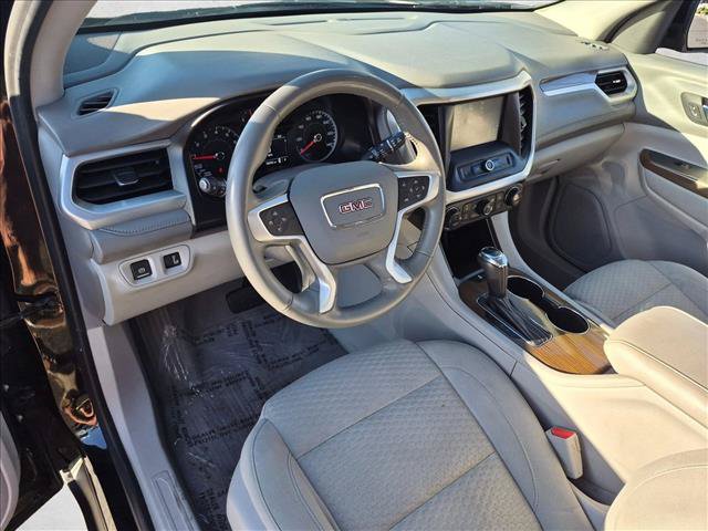 Used 2018 GMC Acadia SLE w/ LPO, Cargo Package FWD image 10