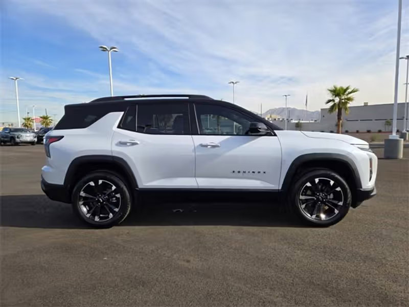 New 2026 Chevrolet Equinox RS w/ Convenience Package III