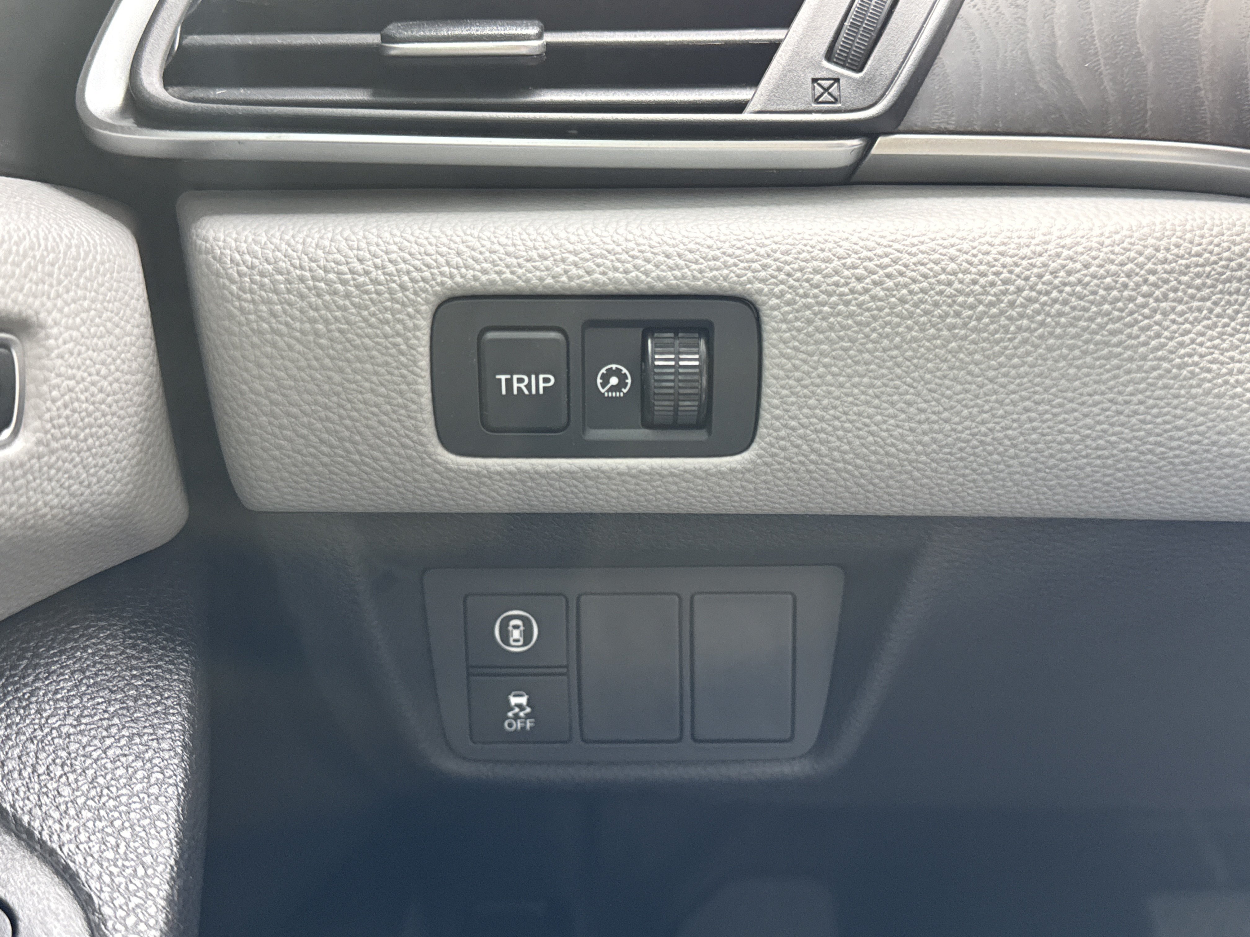 Used 2018 Honda Accord EX-L image 29