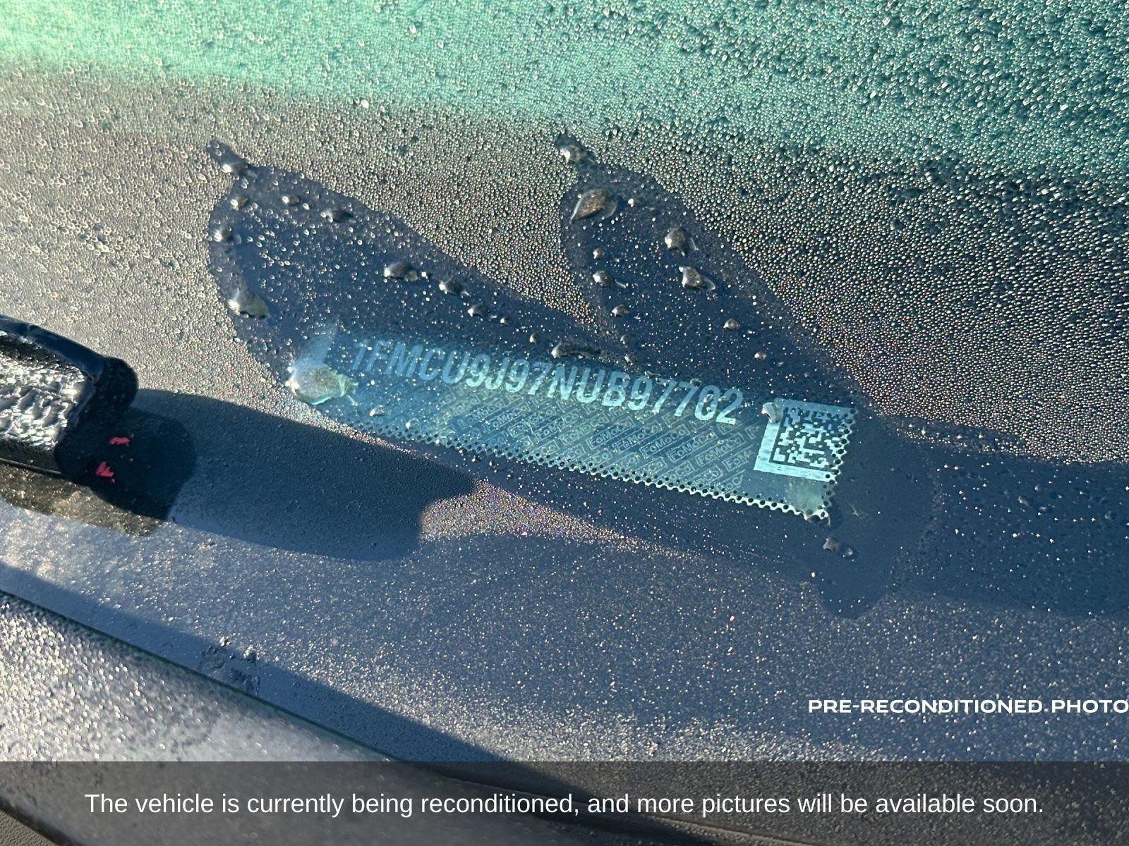 Used 2022 Ford Escape Titanium w/ Class II Trailer Tow Package image 2