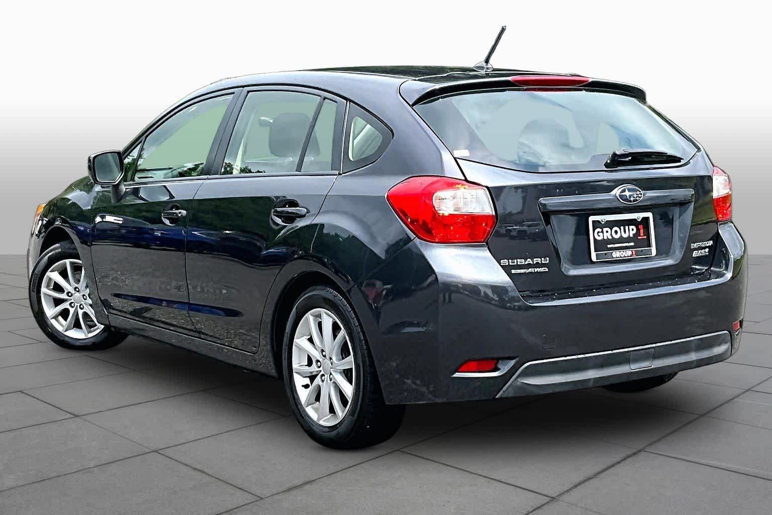 Used 2013 Subaru Impreza 2.0i Premium w/ All-Weather Pkg AWD/4WD image 12