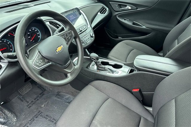Used 2023 Chevrolet Malibu LT image 10
