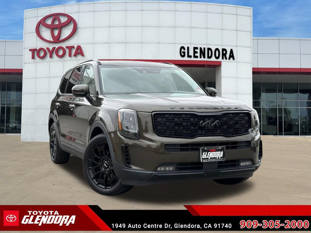 Used 2022 Kia Telluride SX w/ Nightfall Edition Package AWD/4WD image 2