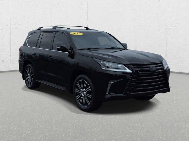Used 2019 Lexus LX 570 4WD w/ Luxury Package image 3
