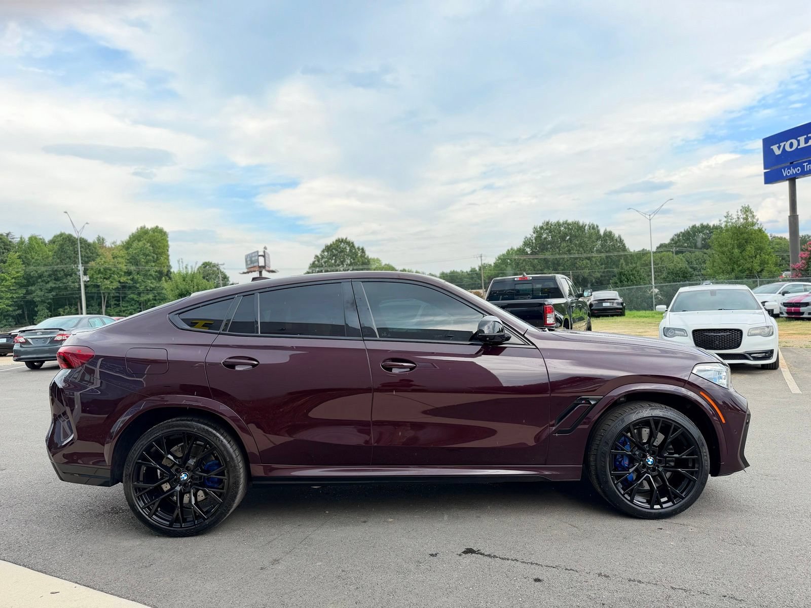 Used 2020 BMW X6 M Competition AWD/4WD image 21