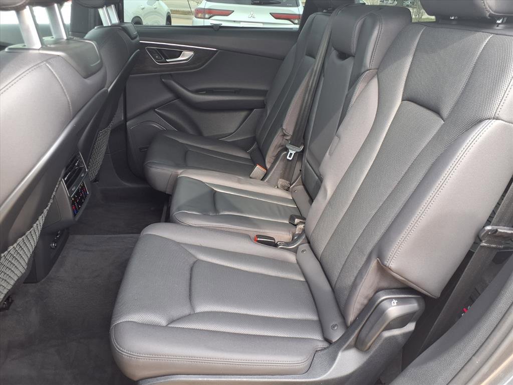 Used 2020 Audi Q7 3.0T Premium Plus w/ Premium Plus Package image 24