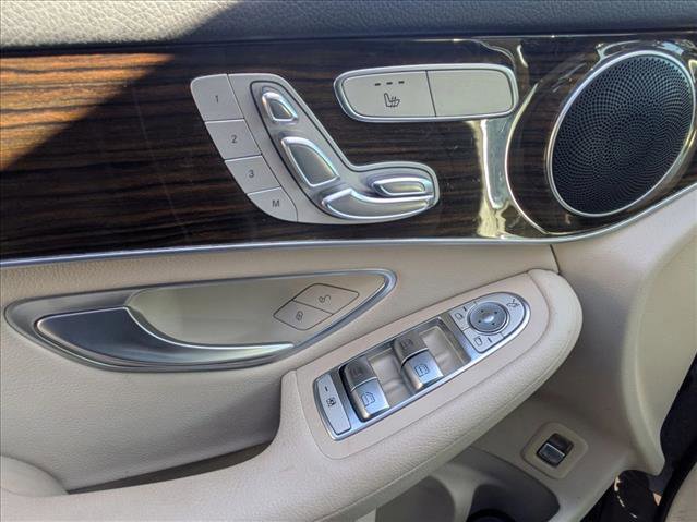 Used 2020 Mercedes-Benz GLC 300 image 12