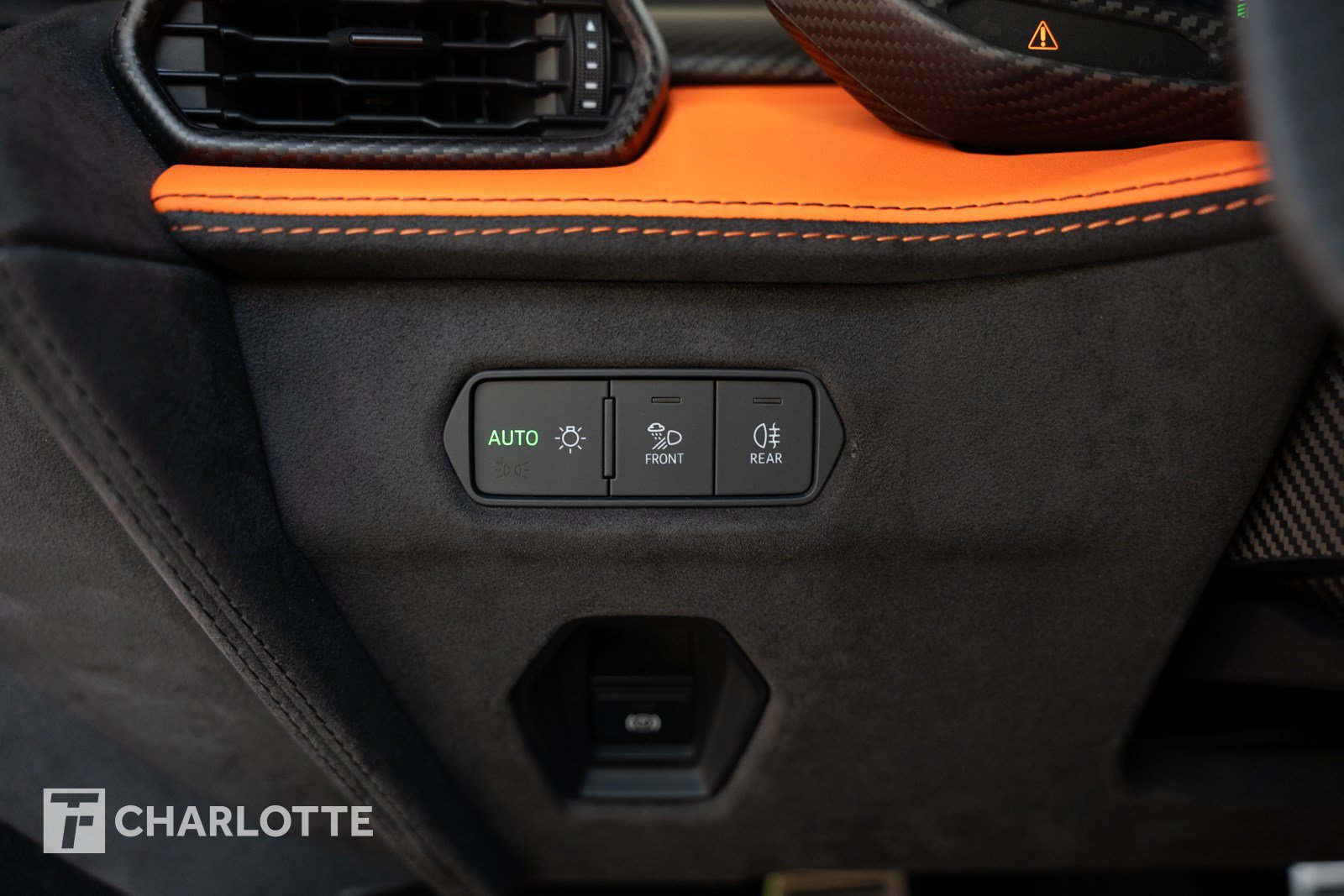 Used 2024 Lamborghini Revuelto AWD/4WD image 25