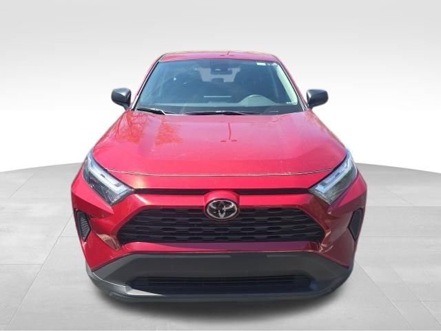 Used 2025 Toyota RAV4 LE image 9