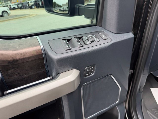 Used 2022 Ford F250 Lariat w/ Tremor Off-Road Package AWD/4WD image 13