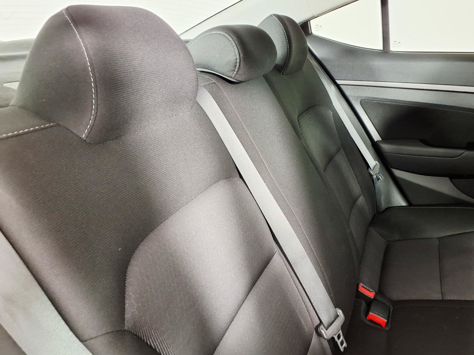 Used 2018 Hyundai Elantra Value Edition w/ Cargo Package FWD image 12