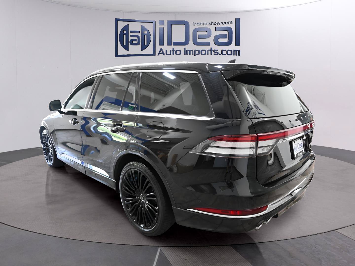 Used 2021 Lincoln Aviator Black Label w/ Dynamic Handling Package AWD/4WD image 3