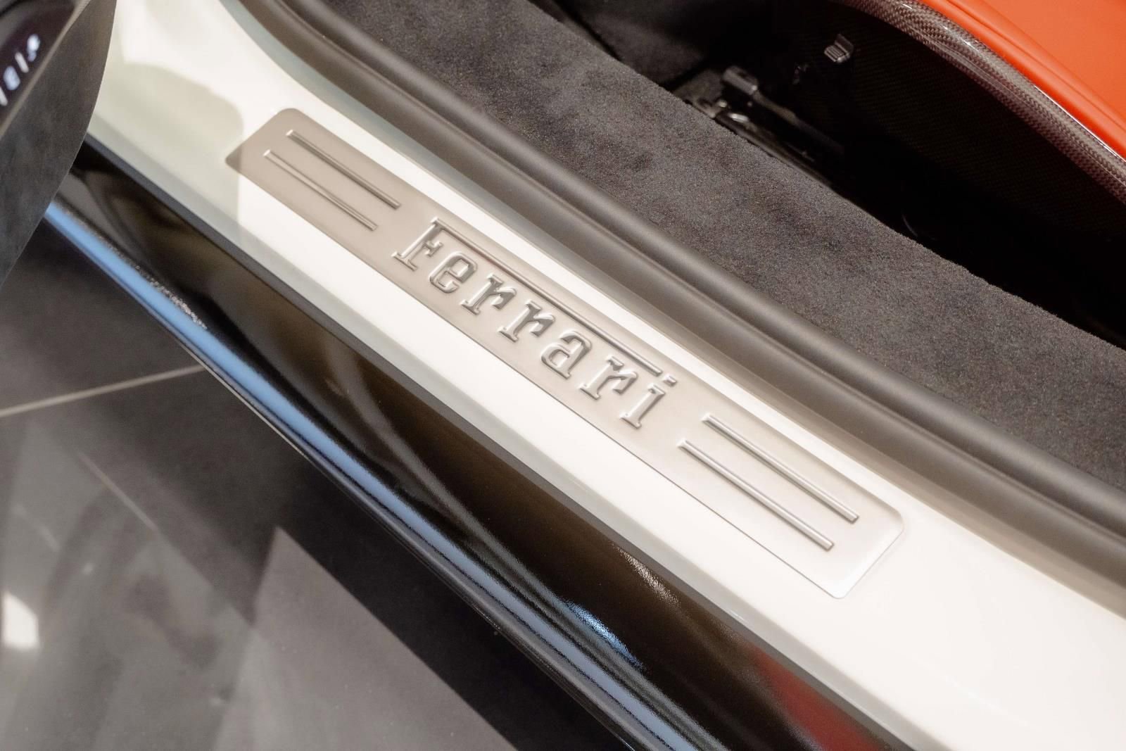 Used 2025 Ferrari 296 GTS image 27